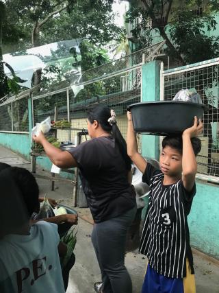 Roadside street vendors selling fresh cooked corn